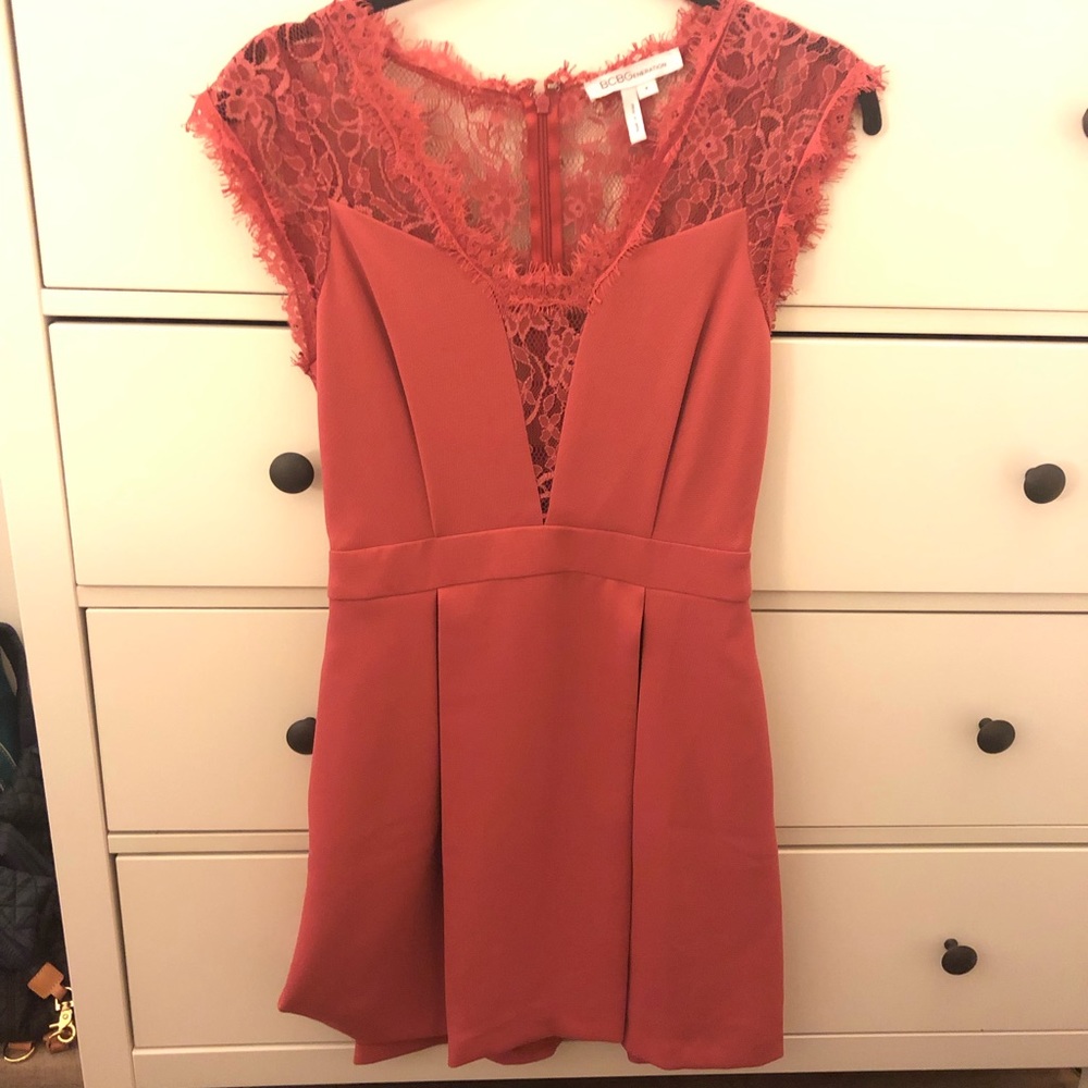 BCBG mini dress with gorg lace detail !